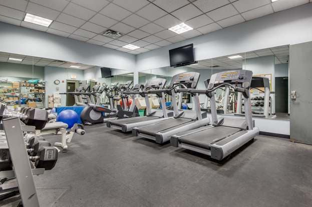 Building Photo - 1600 S Indiana Ave