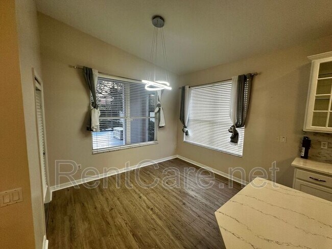 Building Photo - 1363 Glenwick Dr