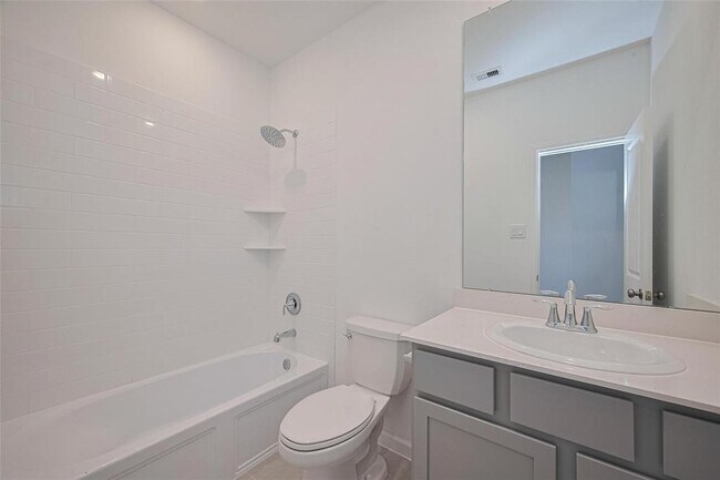 Building Photo - 2430 Dewford Fls Dr