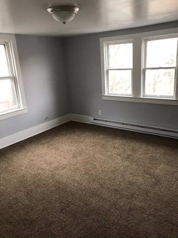 Building Photo - 626 Cemetery Ave