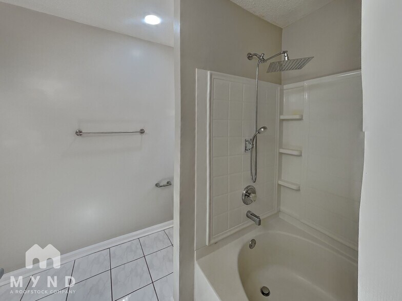 Building Photo - 6491 Gina Agha Cir