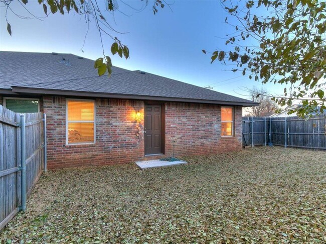 Building Photo - 436 Chalk Hill Ct