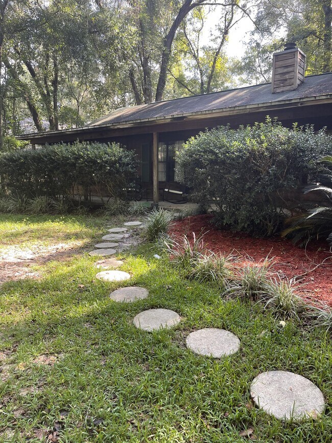 Primary Photo - 1784 Folkstone Rd