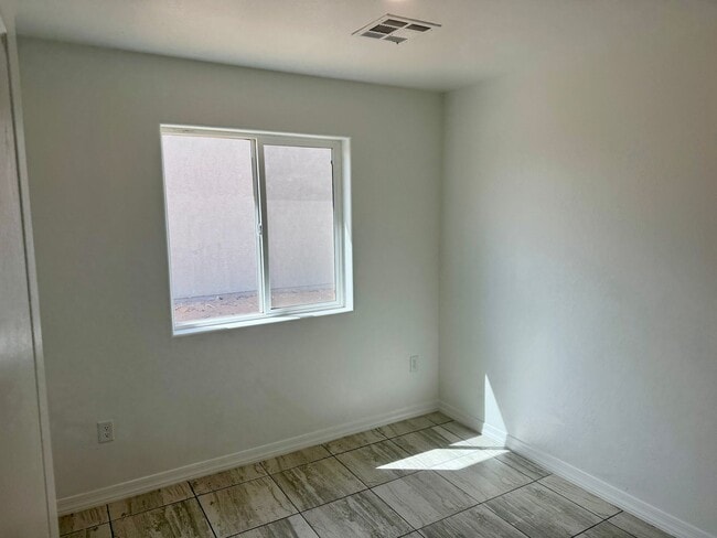 Building Photo - Almost New Home with three bedroom and two bath.