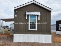 Building Photo - 700 S Carmichael Ave