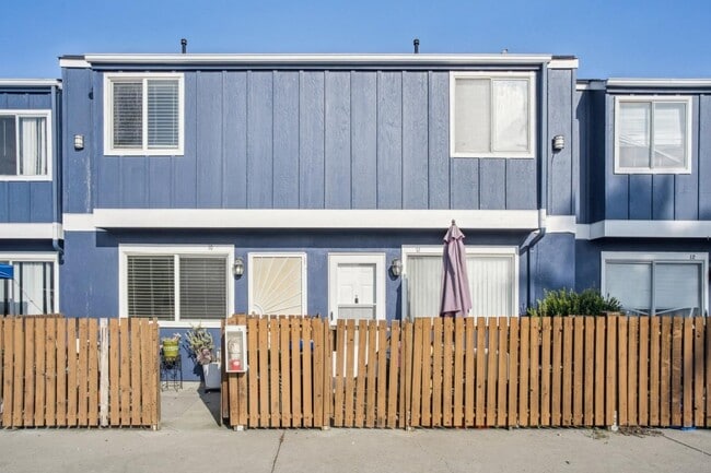 Building Photo - 5205 Foothill Blvd