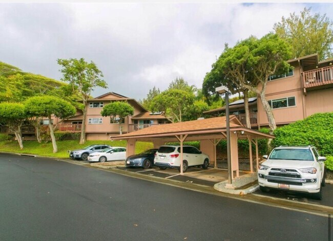 Building Photo - 1220C Akipohe St