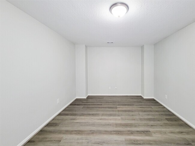 Building Photo - 3602 Zephyr Glen Way