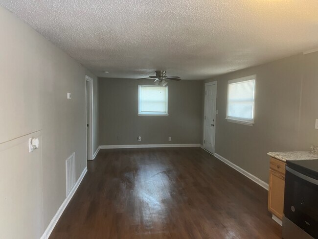 Building Photo - 201 Wotring Street