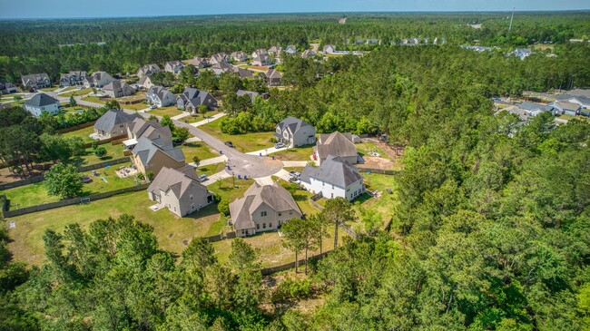 Building Photo - 412 Ponzer Ct N