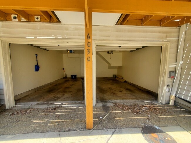 Building Photo - 6030 Lincolnia Rd