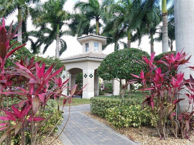 Building Photo - 5670 NW 116th Ave