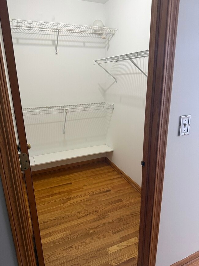 Building Photo - 8316 High Point Cir