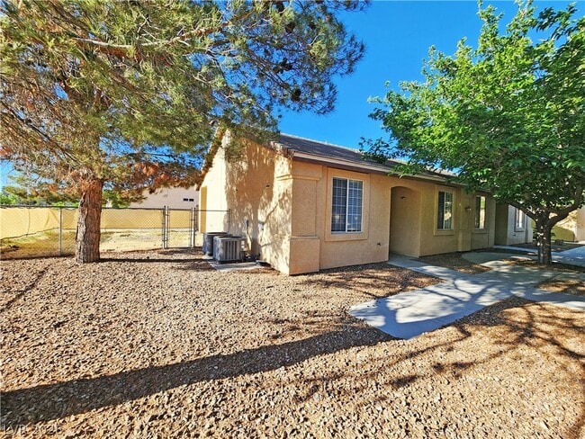 Building Photo - 1041 Marne Ct