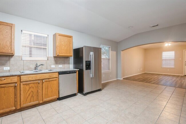 Building Photo - 7518 Mustang Corral Dr