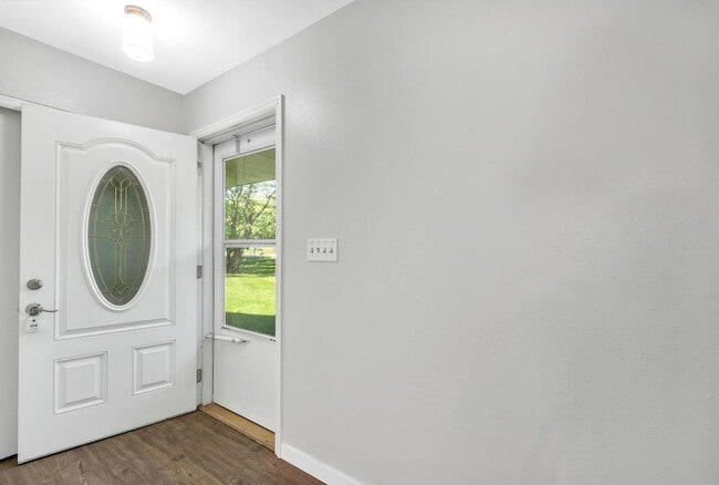 Building Photo - 29102 Hufford Rd