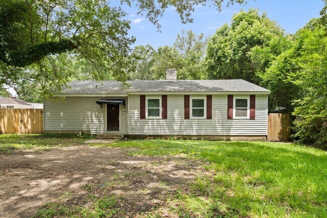 Primary Photo - CLOSE TO UNIVERSITY OF SOUTH ALABAMA(USA)