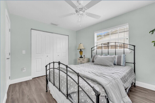 Building Photo - 9860 NW 3rd St