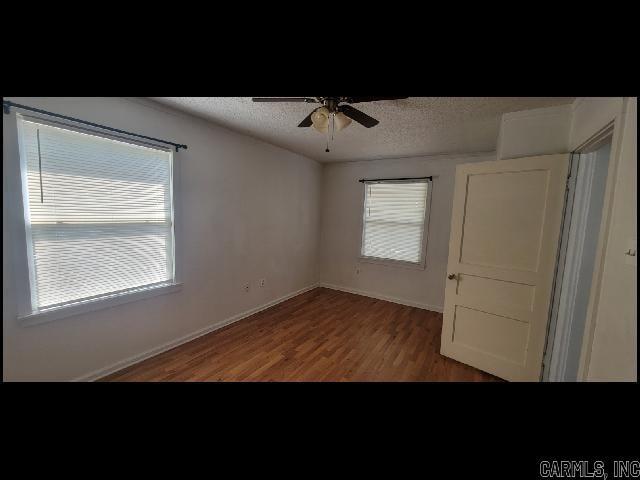 Building Photo - 1705 Lilac Cir
