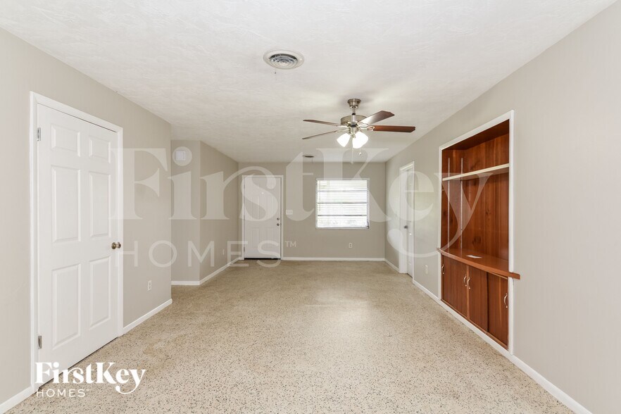 Building Photo - 4516 56th St W