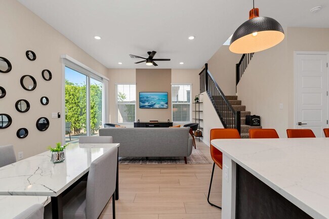 Building Photo - Professionally Designed, Fully Furnished townhome on one of Arabella’s Premium Lots | Scottsdale’...