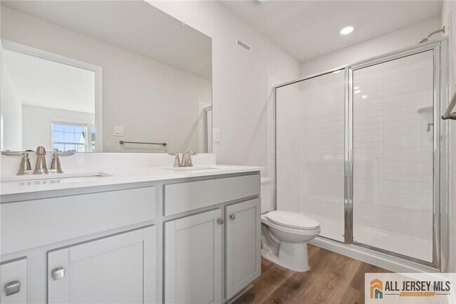 Building Photo - 25 Elliot Ln