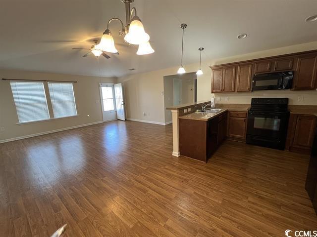 Building Photo - 1328 Valor Rd