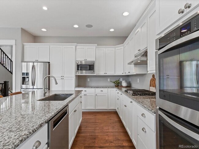 Building Photo - 5402 Uinta Way