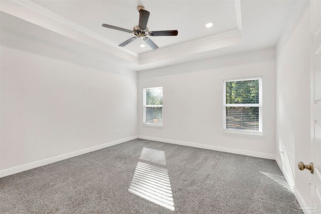 Building Photo - 6482 Cedar Ky Dr