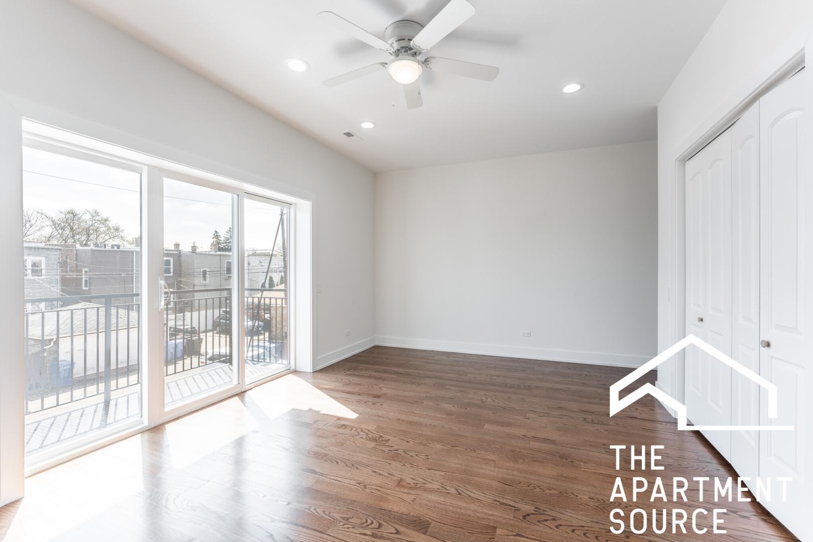 Building Photo - 3329 N Avers Ave
