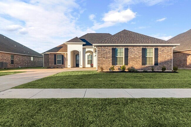 Building Photo - 3313 Flatwood Dr