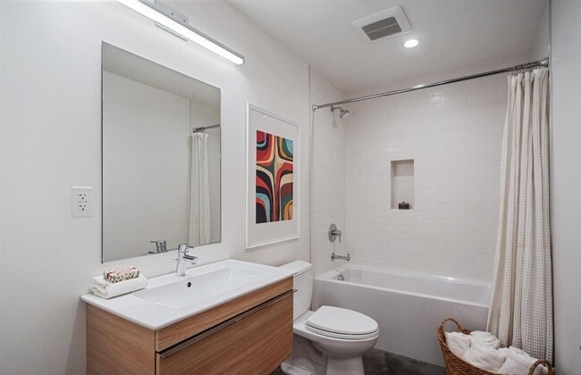 Building Photo - 2983 21st St