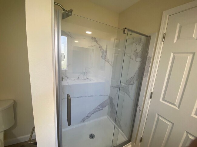 Building Photo - Fully Renovated Single Story Vacaville Home