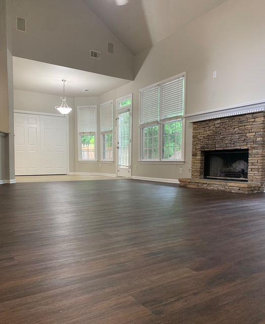 Building Photo - 96 Towne Park Dr