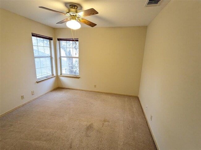 Building Photo - 7602 Mifflin Kenedy Ter