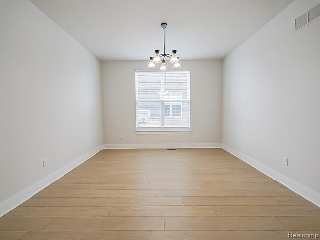 Building Photo - 5169 Poppydrew Ln