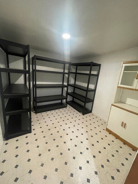 Building Photo - 3674 S 545 E