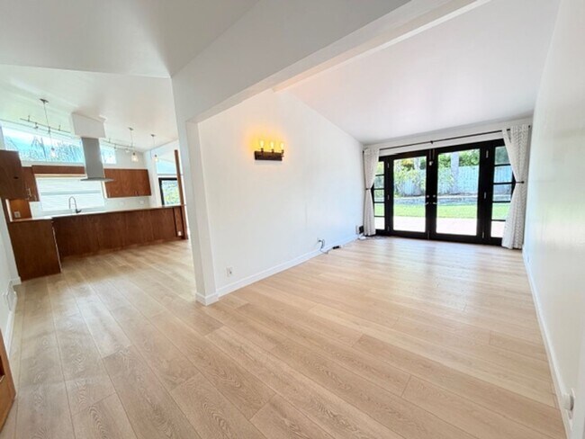 Building Photo - Wonderful 3/2 home on the Mesa