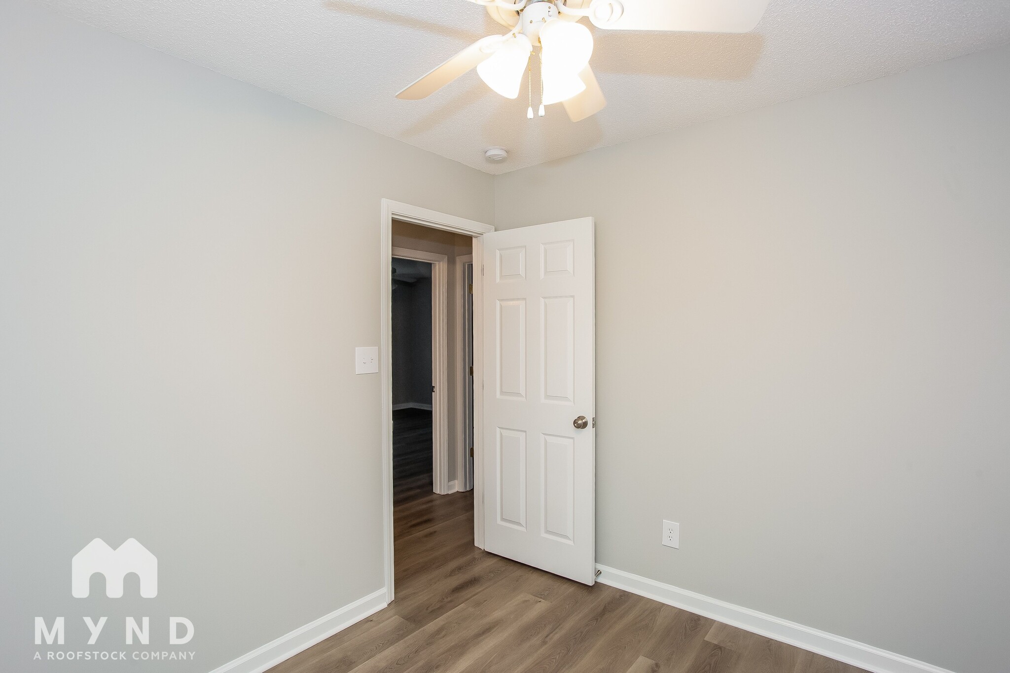 Building Photo - 312 Chinaberry Dr