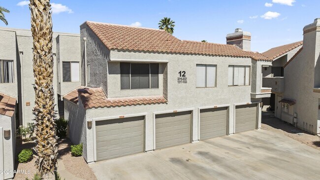 Building Photo - 10055 E Mountainview Lake Dr