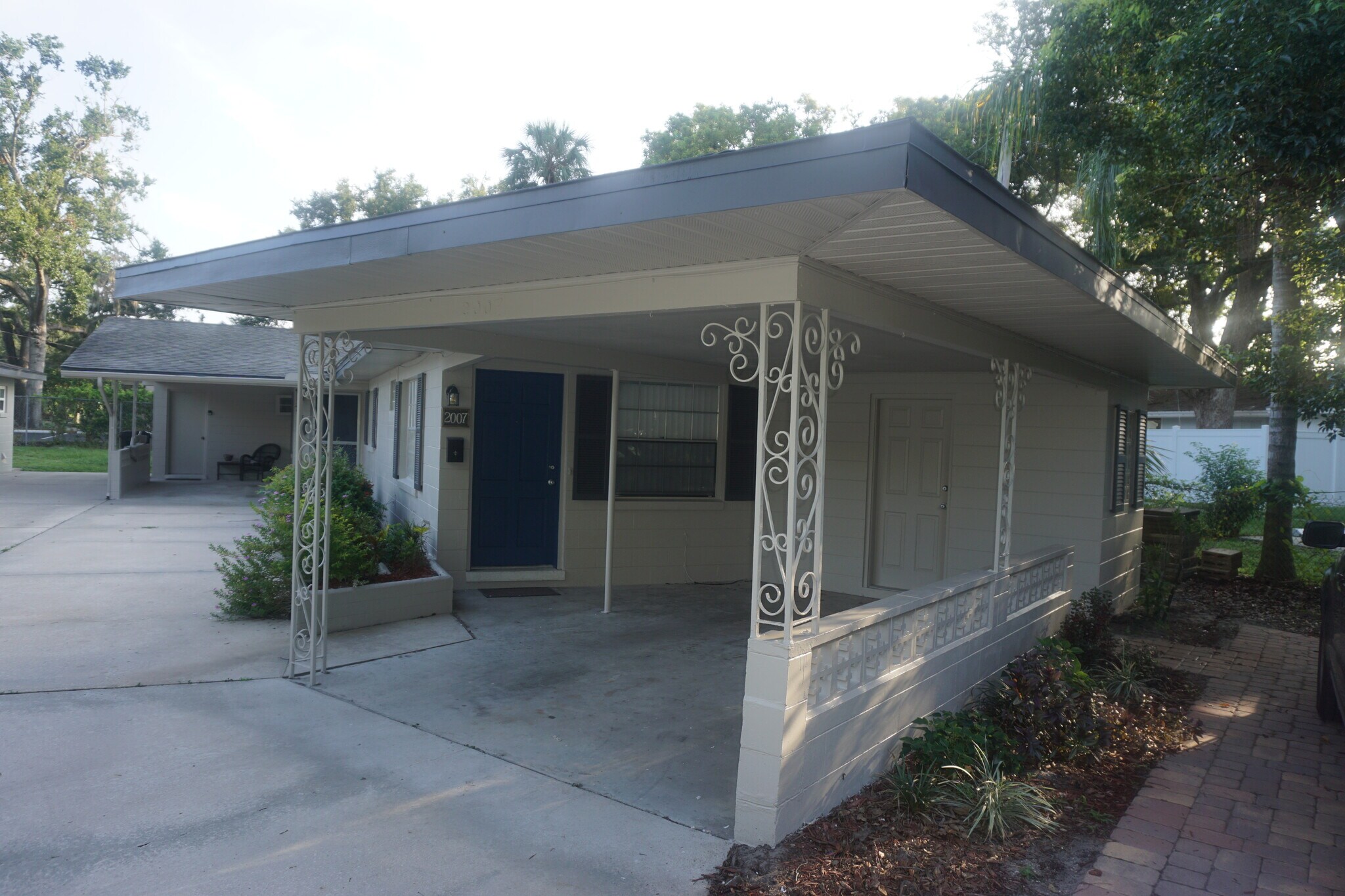 Building Photo - 2007 E Jefferson Street