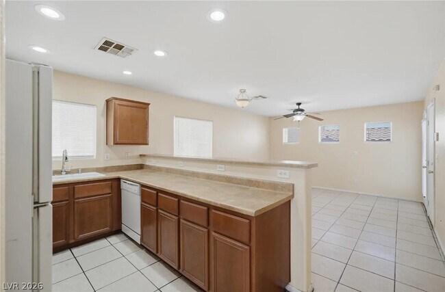 Building Photo - 4049 Flower Patch St