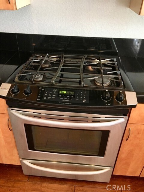 Building Photo - 45 Desert Thorn