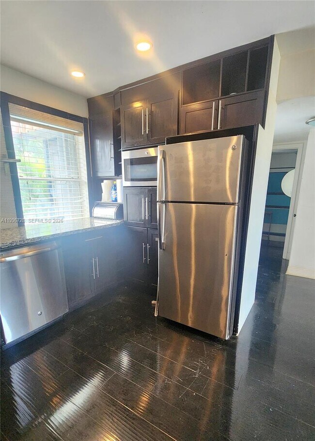 Building Photo - 3811 NW 84th Ave