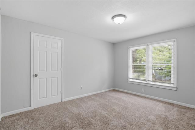 Building Photo - 507 E Heron St