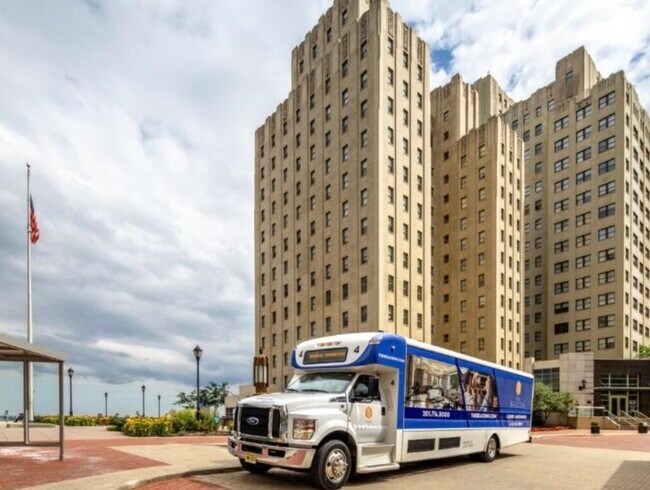 Building Photo - 201 Cornelison Ave