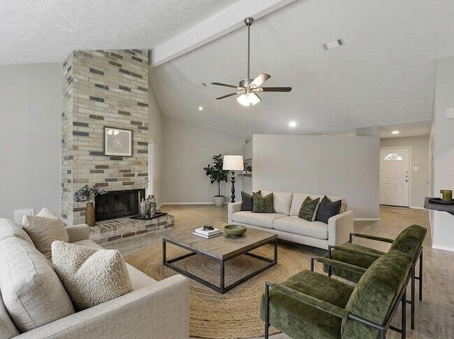 Building Photo - 7211 Fuchsia Ln