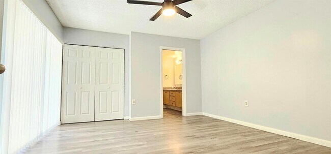 Building Photo - 539 Green Springs Pl