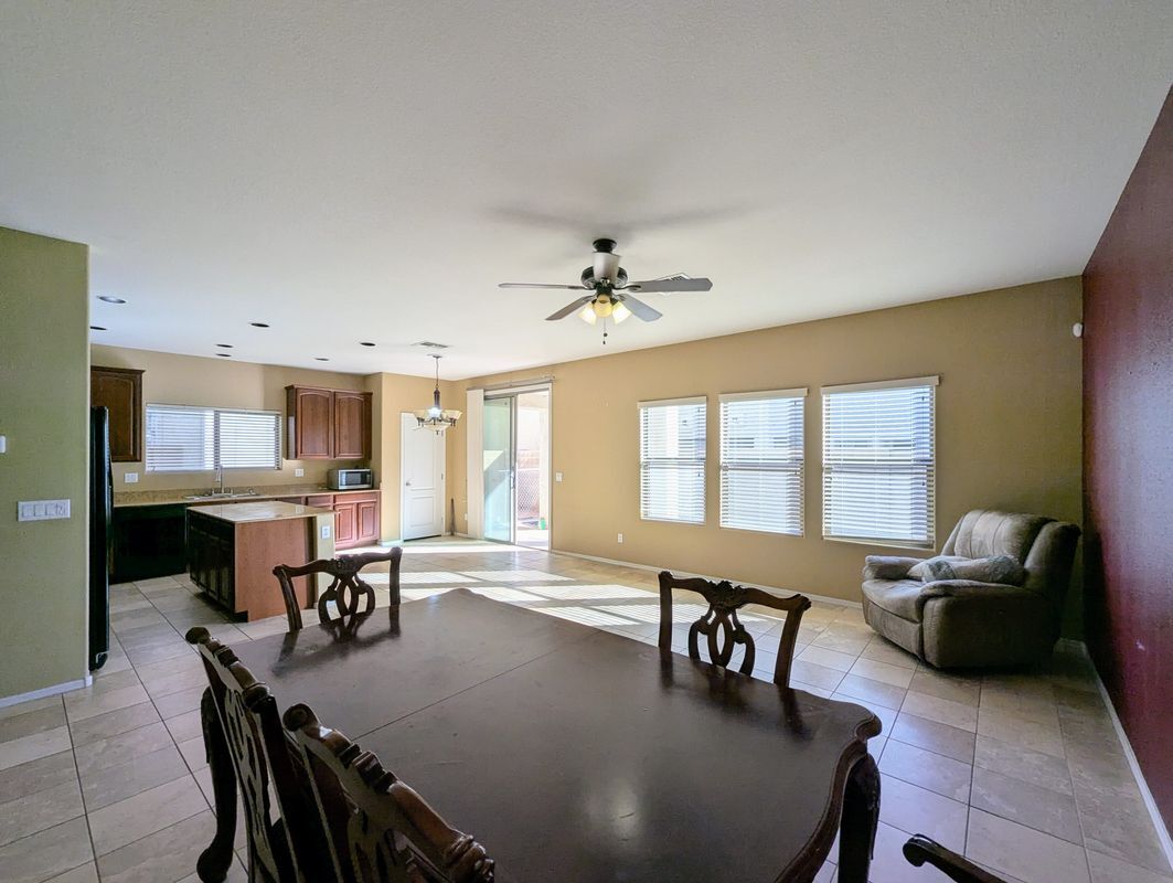 Building Photo - 6455 W Orchid Ln