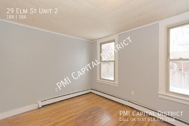 Building Photo - 29 Elm St
